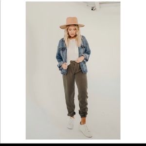 CJLA “Serena joggers” in olive
